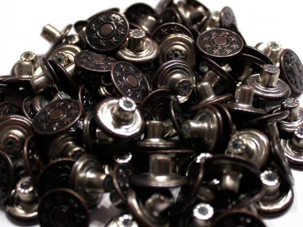 100 Jeans-Knöpfe "Sterne" 17 mm